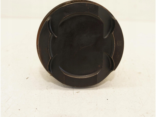 Píst 8657760 BMW 1 F20 F21