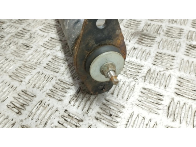 Задний aмортизатор      