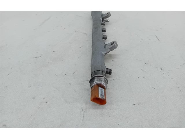 Топливная рампа Volkswagen Golf VI для двигателя CAYC