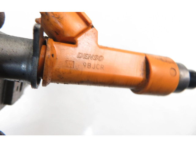 Топливная рампа    Suzuki Alto   для двигателя K10B