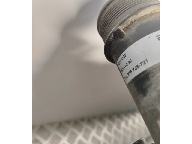 Интеркулер 99000037 Volkswagen Caddy