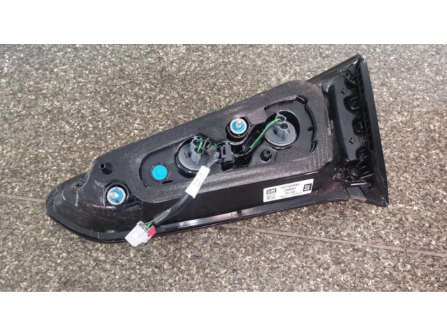 Задний фонарь 42756095 Buick Encore II 2019- года