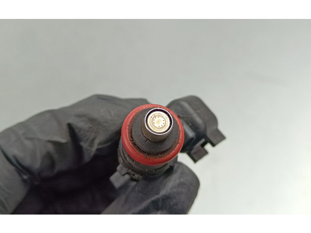 Форсунка 05281427AA    Jeep Grand Cherokee WL   