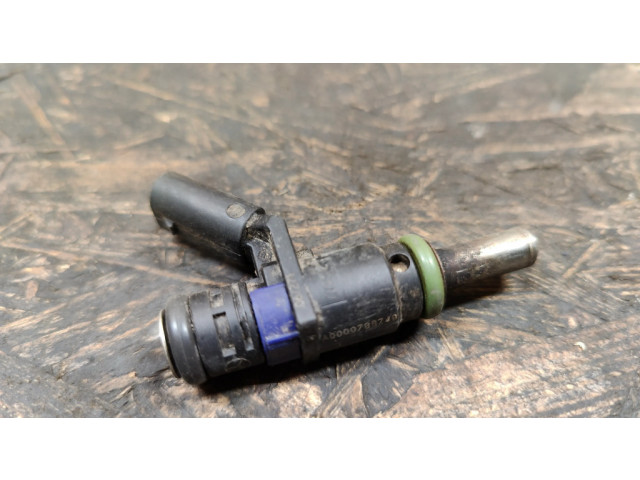 Vstřikovač A0000788749 Mercedes-Benz A W169 pro benzínový motor 1.7