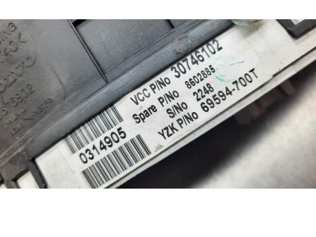 Панель приборов 30746102, 30746102 Volvo S60