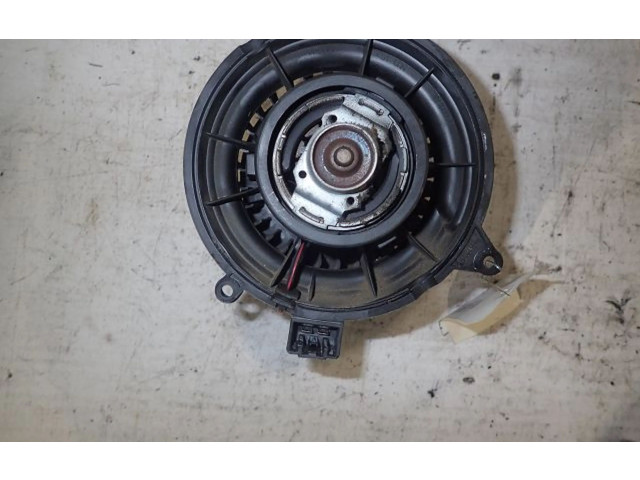 Вентилятор печки       Ford Fusion