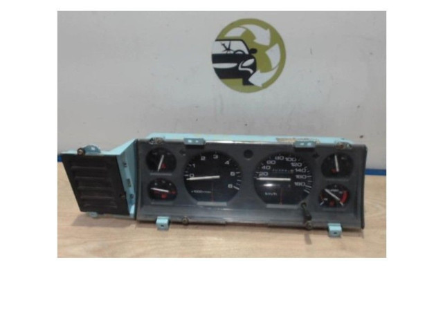 Панель приборов Jeep Cherokee