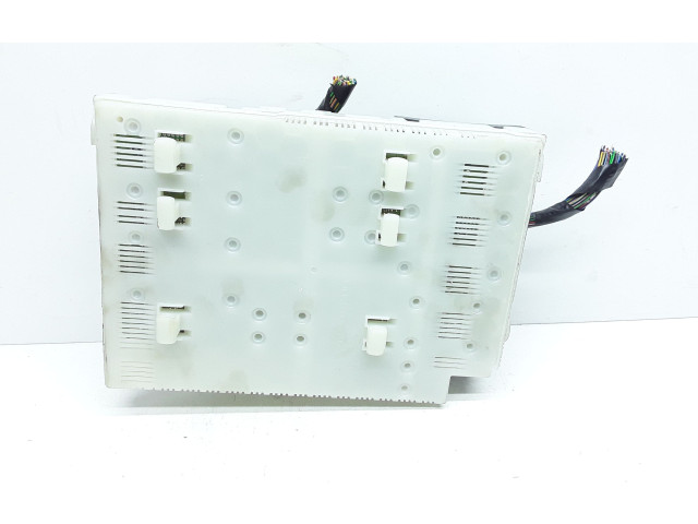 Блок предохранителей 31412971, 98HL143720040BAB Volvo S60