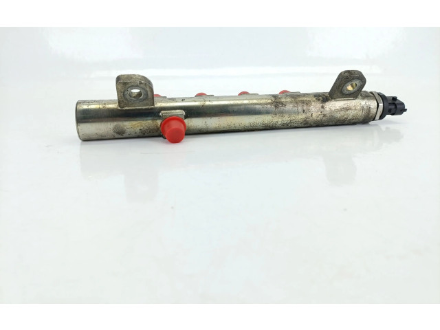 Vstřikovací lišta 55209575 Fiat Croma 939A2000