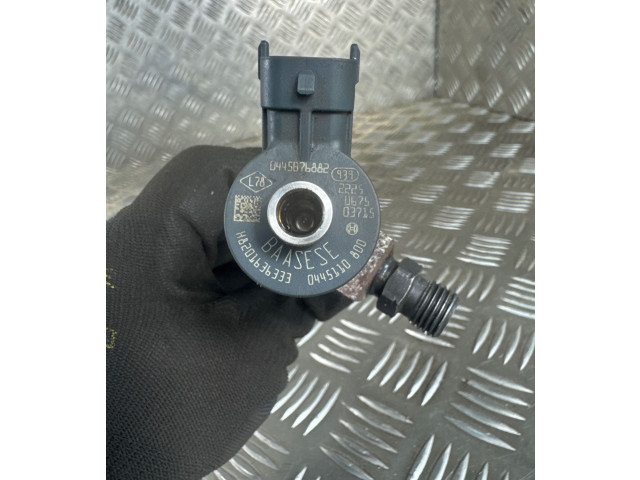 Форсунка 0445876882, H8201636333    Renault Clio V   