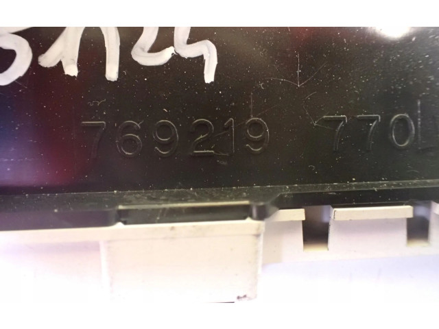 Спидометр (приборный щиток) 769316-220, 769316220 Mitsubishi Lancer