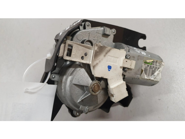 Моторчик заднего дворника 9682833480, 53033112 Citroen C5