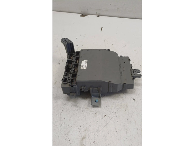 Блок предохранителей  A000011   Honda Accord    