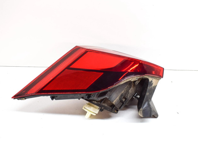 Задний фонарь правый 5NA945096C    Volkswagen Tiguan   2016-2024 года