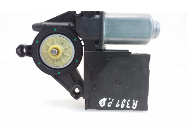 Передний двигатель механизма для подъема окон