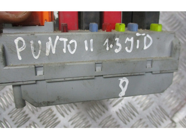 Vstřikovací lišta 46835603   Fiat Punto (188)     