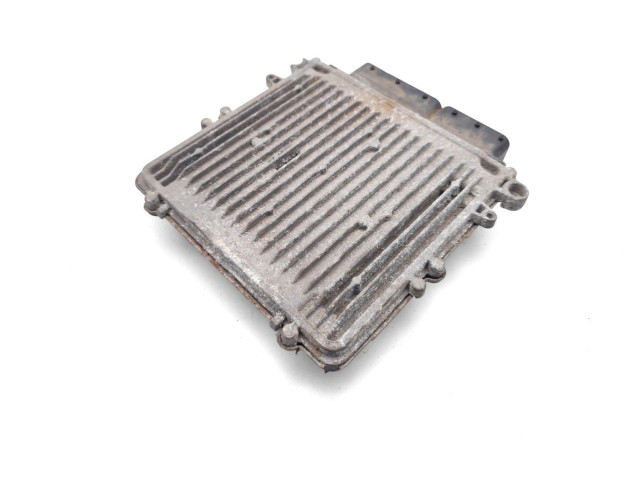 Блок управления двигателя P05094244AG, 0281012079 Jeep Commander