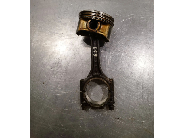  Поршень с шатуном B5254T2   Volvo XC90  