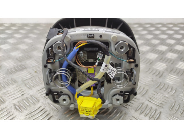 Подушка безопасности водителя 3T0880201B Skoda Superb B6 (3T)