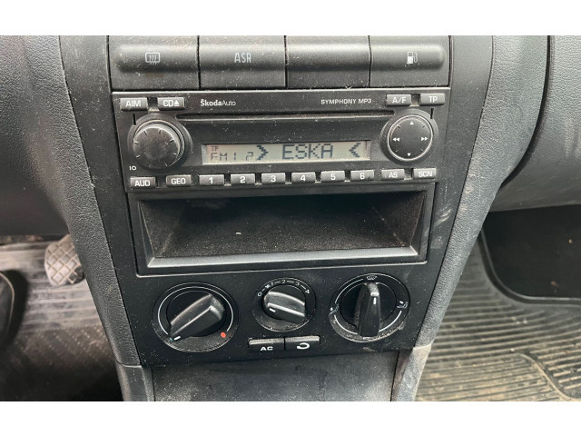 Блок управления климат-контролем    Skoda Octavia Mk2 (1Z)