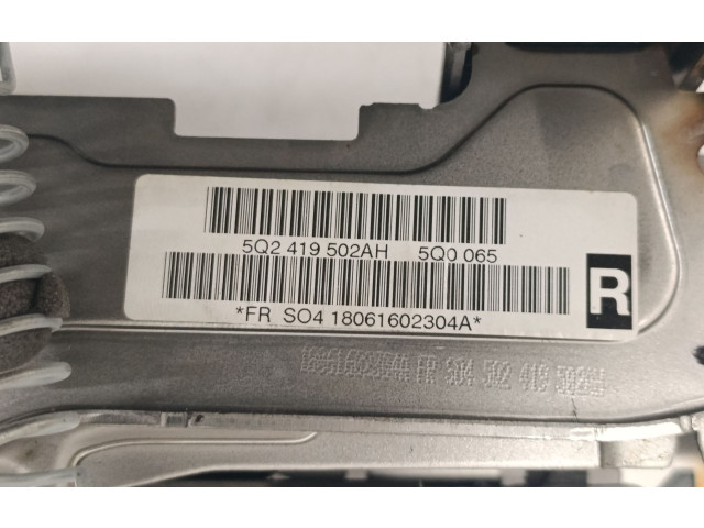 Ось рулевого колеса 5Q2419502AH Volkswagen Golf VII