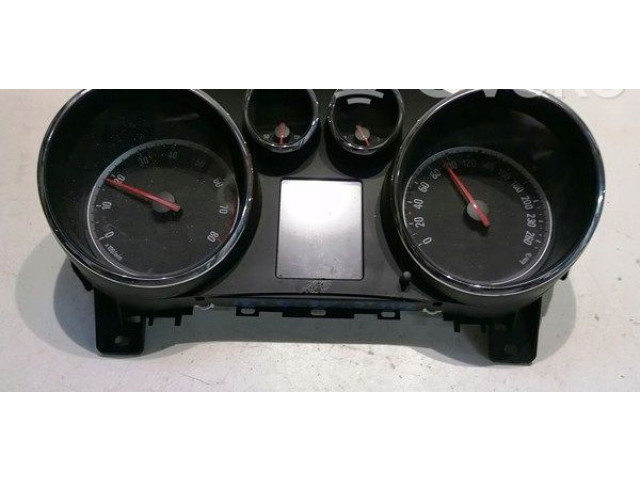 Přístrojová deska Opel Zafira C 2014 13433775