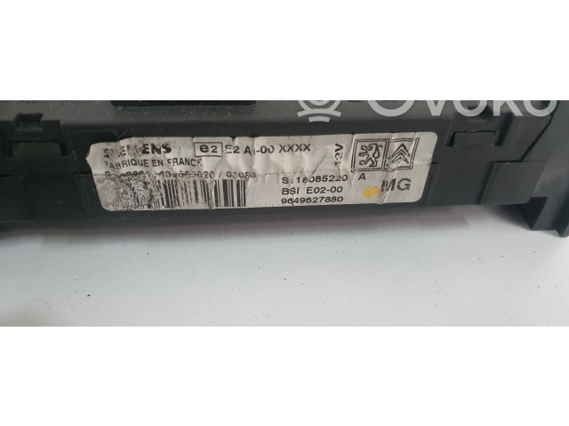 Руль Peugeot 206 CC 2000 - 2007 года 0261108101