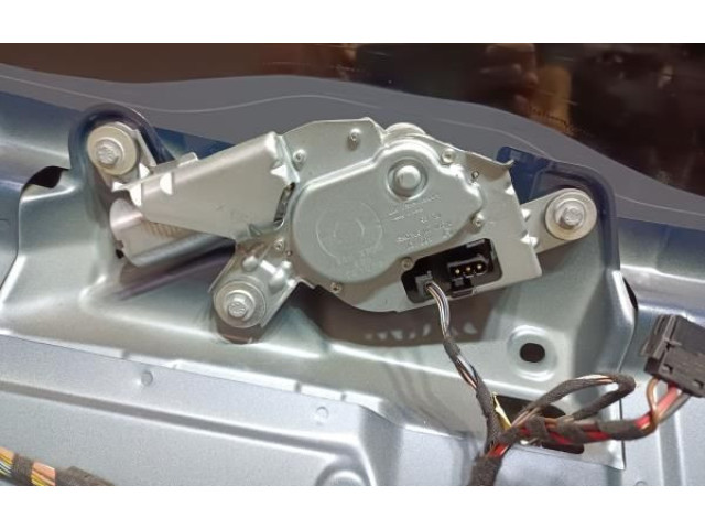 Моторчик заднего дворника 6917907, 0390201594 BMW X3 E83