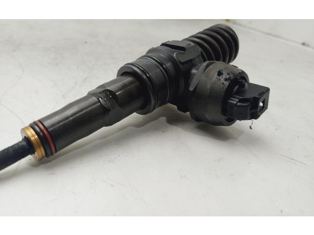 Форсунка 038130073AG    Audi A3 S3 8P   