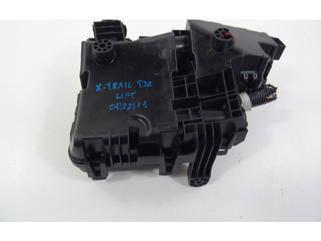 Pojistková skříňka 284B75NA0A Nissan X-Trail T32 2020