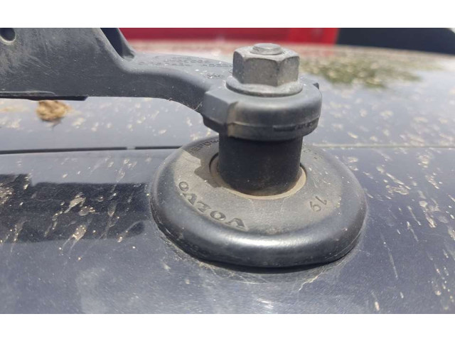 Моторчик заднего дворника 8638163    Volvo XC90