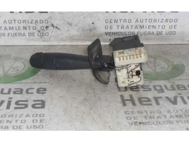 Переключатель дворников 0090086 Renault Clio II