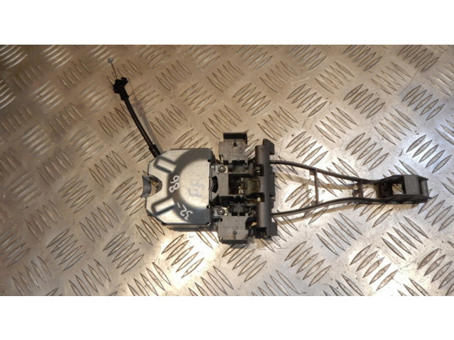 Передний держатель / кронштейн для внешней ручки открытия