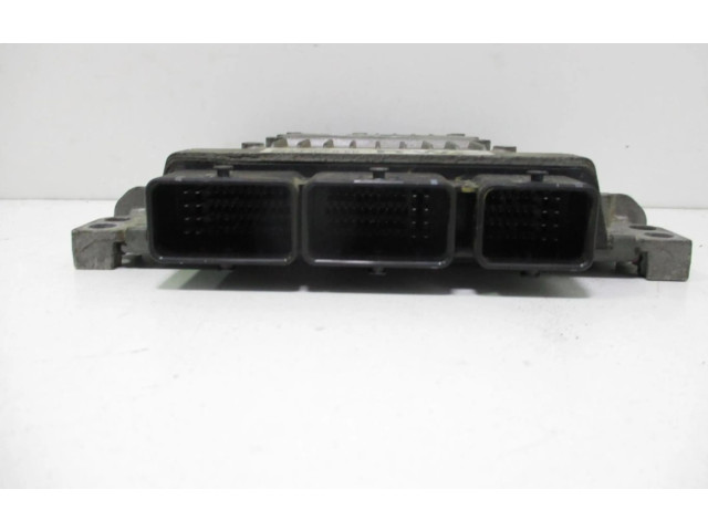 Řídící jednotka 23710BR30A Nissan Qashqai+2 2010