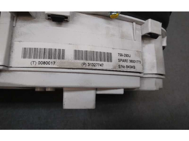 Панель приборов Volvo S60