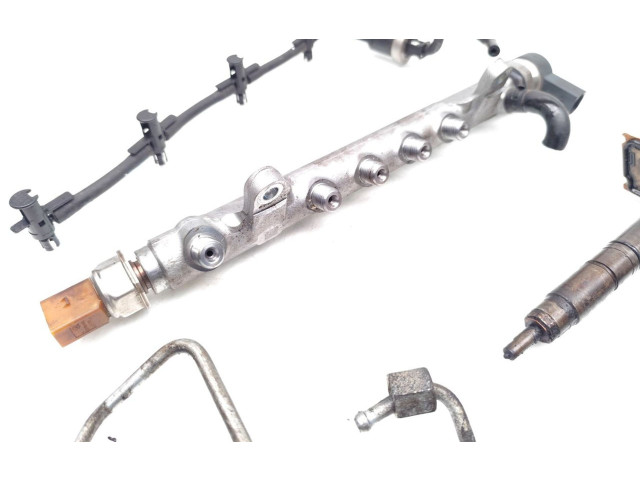 Комплект форсунок 03L130755, 03L130089 Volkswagen Golf Cross CBDA