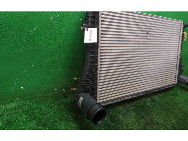 Интеркулер Volkswagen Golf VI