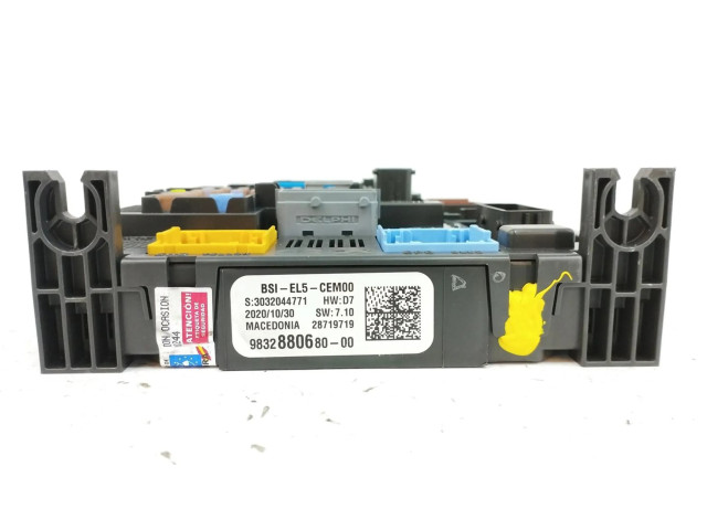 Pojistková skříňka 9832880680 Peugeot 5008 II 2018