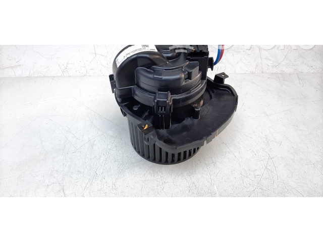 Вентилятор печки    272109977R   Dacia Jogger