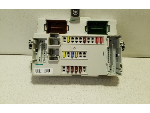 Блок предохранителей 68236668AF   Jeep Cherokee    