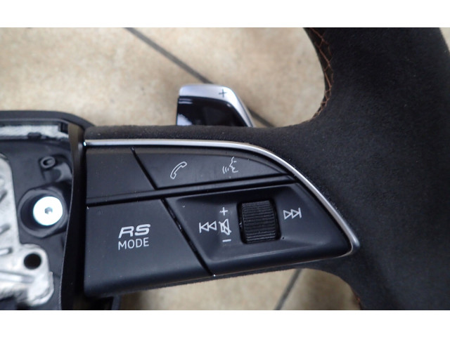 Руль Audi Q8  2018 -  года 4M8      