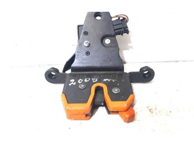 Замок багажника 1U6827501A Skoda Octavia Mk1 (1U) 1996 - 2004 года