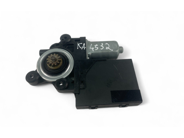 Шатун  979037100    Volvo C30  