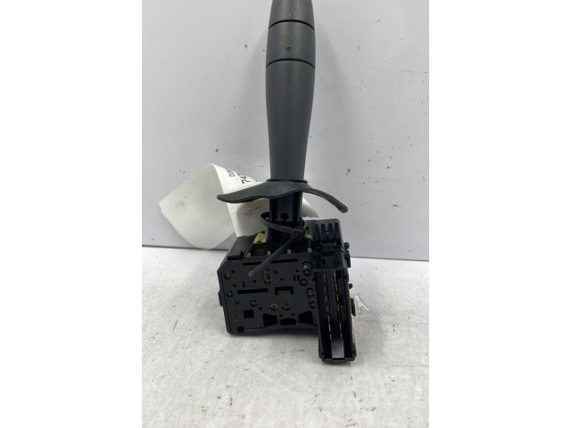 Ручка стеклоочистителей 6001551356 Dacia Logan I