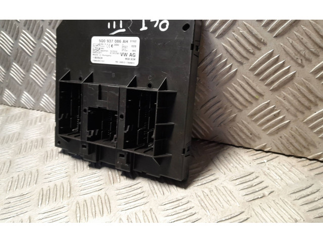 Блок комфорта 5Q0937086AH, F005V01737   Skoda Octavia Mk3 (5E)   