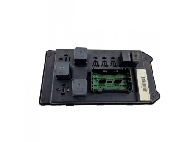 Блок предохранителей 56049915aa Jeep Grand Cherokee (WK)