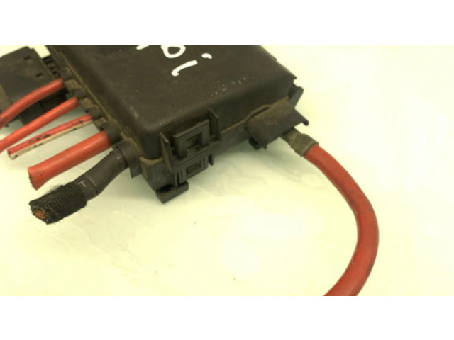 Pojistková skříňka 1J0937773 Audi A3 S3 8L 2002