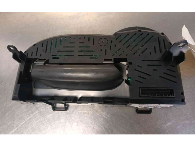 Панель приборов 8200725329   Renault Twingo II       