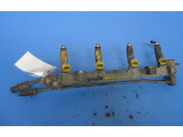 Vstřikovací lišta 23250-11130, 23250-11130 Toyota Corolla E110 ---