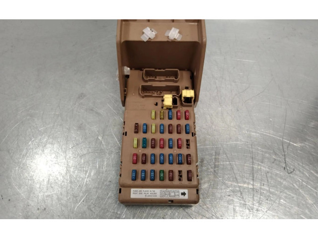 Блок предохранителей 82201FG010, 82201FG010   Subaru Forester SG    